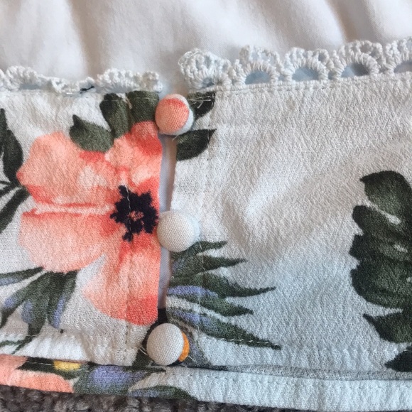 Forever 21 Tropical Halter Crop Top - Picture 6 of 6